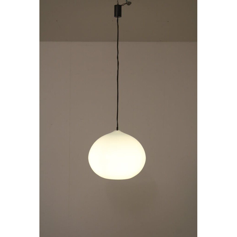Vintage white glass hanging lamp designed by Alessandro Pianon, manufactured by Vistosi 1960