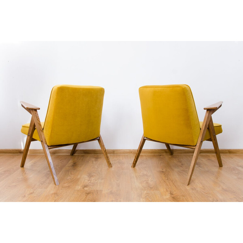 Paire de fauteuils jaunes "Bunny" de type 300-177 1970