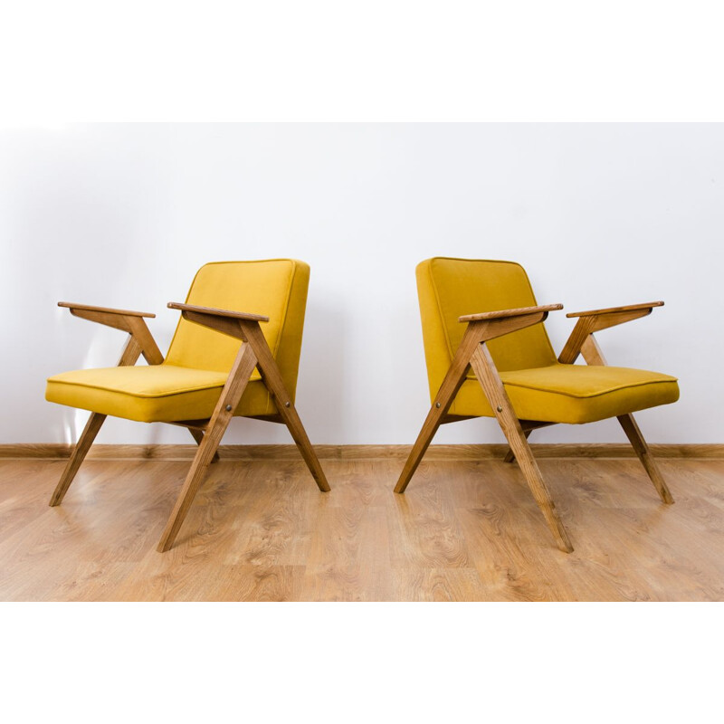 Paire de fauteuils jaunes "Bunny" de type 300-177 1970