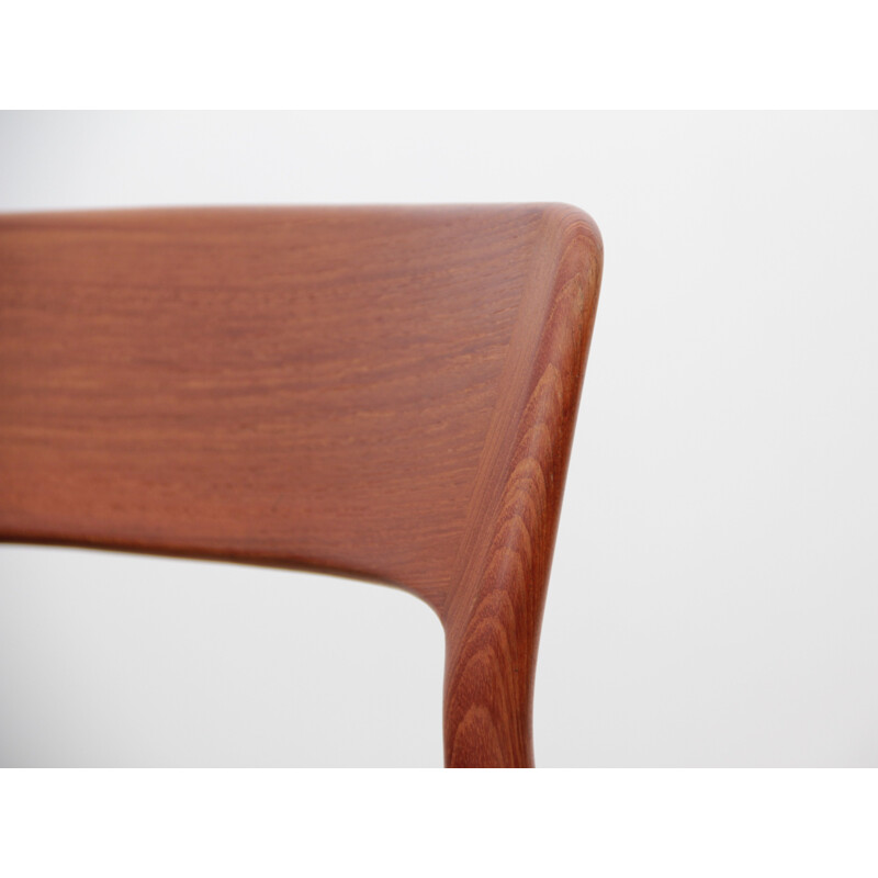 Set of 4 vintage chairs model 26 in teak, Henning KJAERNULF