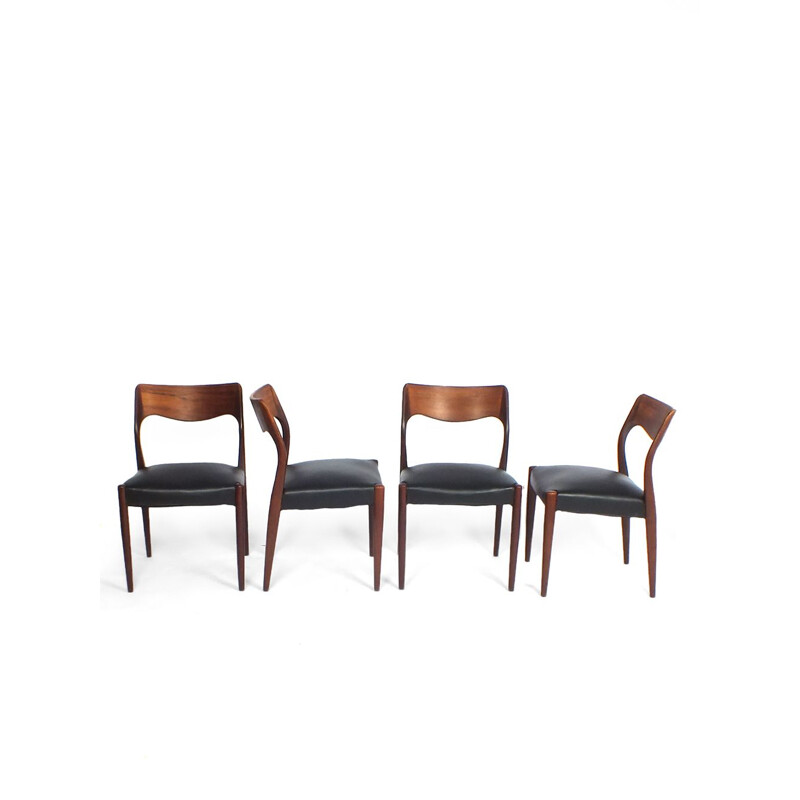 Ensemble de 4 chaises à repas vintage en palissandre modèle 71 par Niels O. Moller pour J.L. Moller