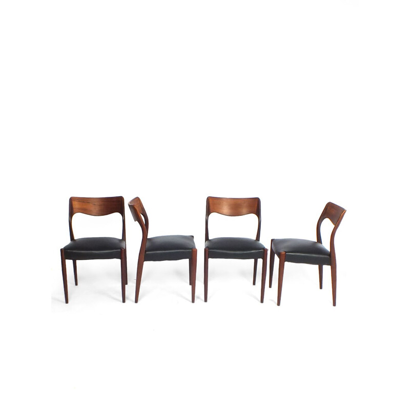 Set of 4 vintage rosewood dining chairs model 71 by Niels O. Møller for J.L. Møller