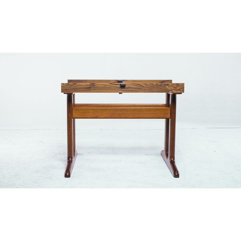 Vintage teak oval dining table from Glostrup