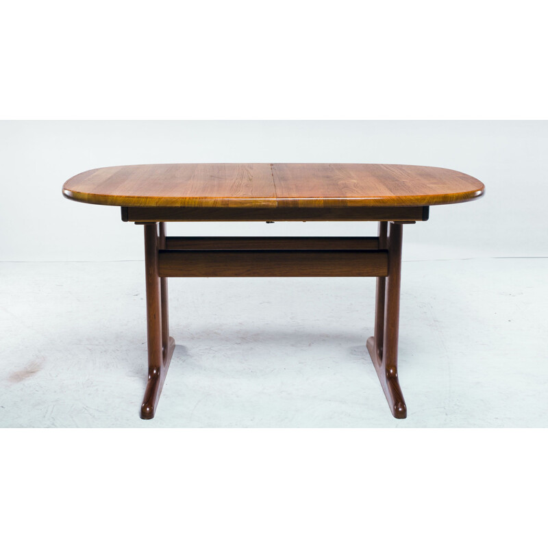 Vintage teak oval dining table from Glostrup