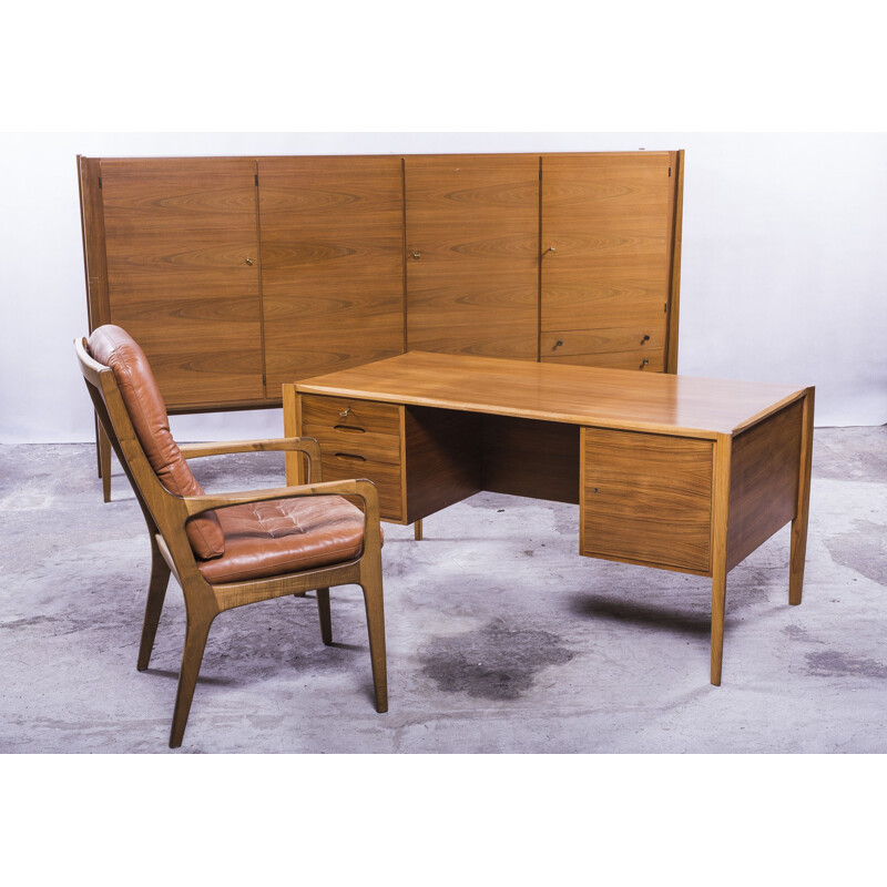 Vintage walnut desk by Wilhelm Renz, 1960s