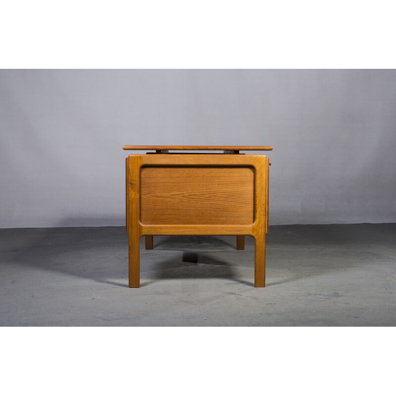 Danish teak vintage desk by GV Gasviga for GV Møbler, 1960s