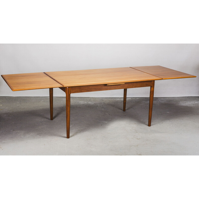 Vintage teak extendable dining rable from A.M., 1960s