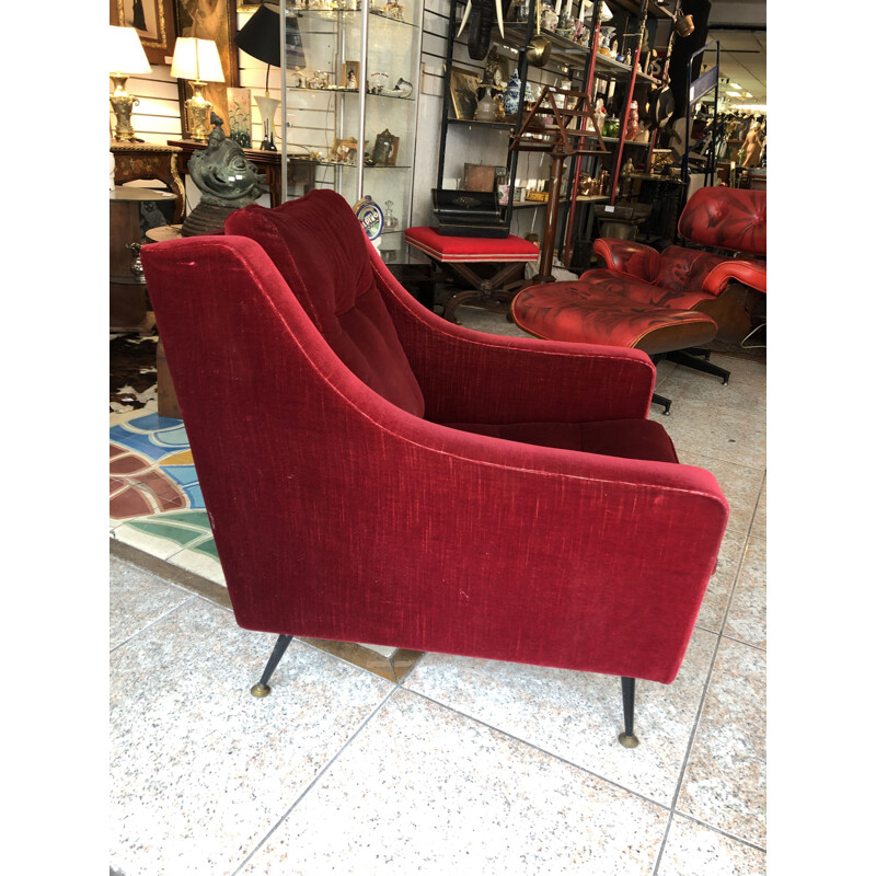 Vintage armchair in red velvet from the 50s 