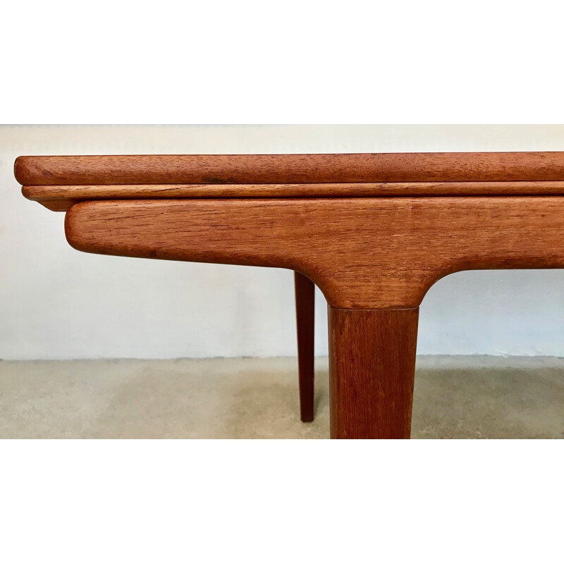 Teak danish vintage dining table by Johannes Andersen for Uldum Møbelfabrik, 1960s