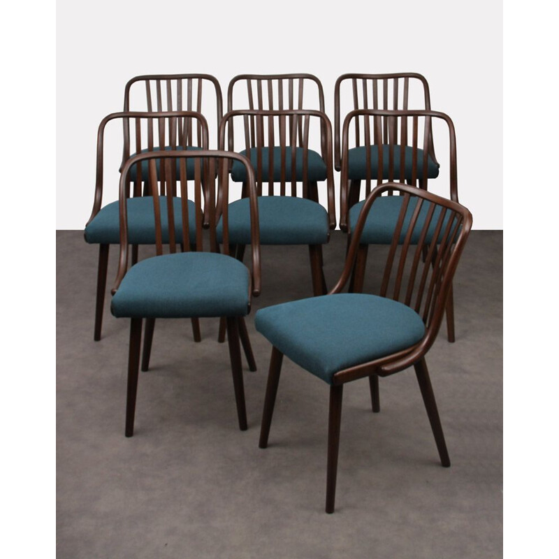 Suite of 8 vintage chairs by Antonin Suman for Jitona, 1960s