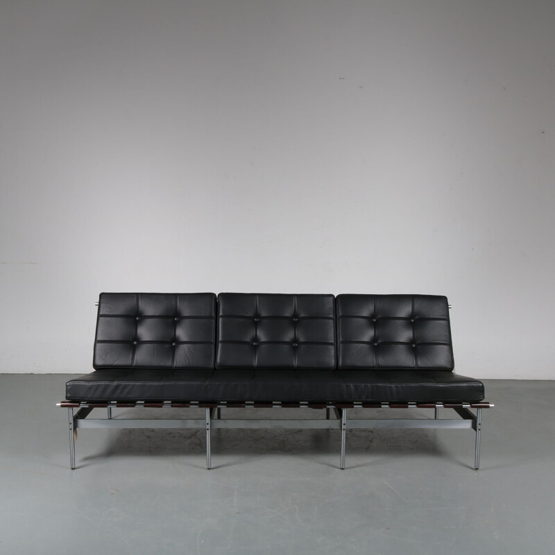 Vintage "4163" sofa by Kho Liang Le for Artifort, Netherlands, 1950