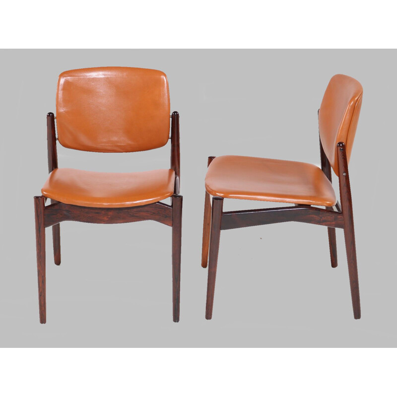 Set of 5 vintage rosewood dining chairs by Erik Buch