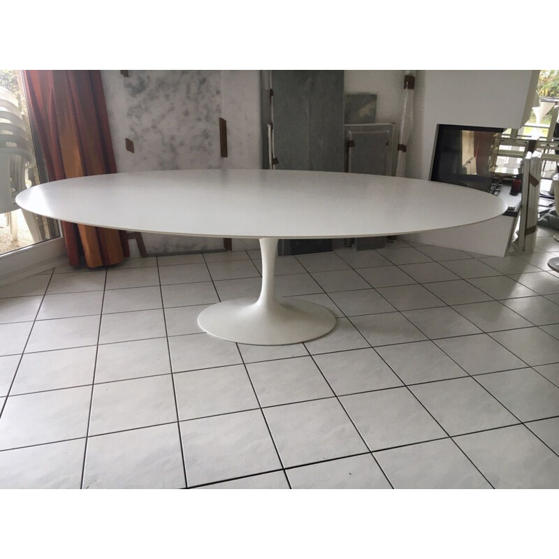 Vintage white laminate dining table by Eero Saarinen for Knoll