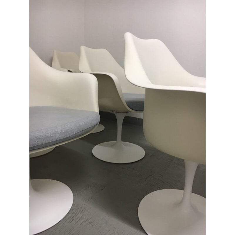 Ensemble de 4 fauteuils tulipe pivotants par Eero Saarinen pour Knoll International