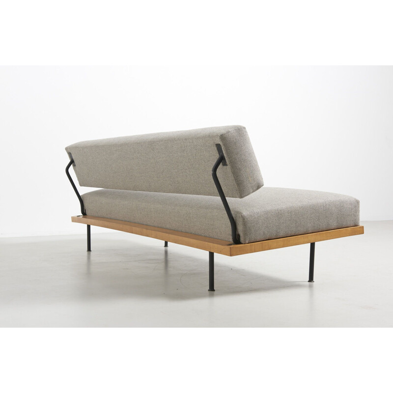 Lit de repos ou canapé vintage gris par Josef Pentenrieder, 1950