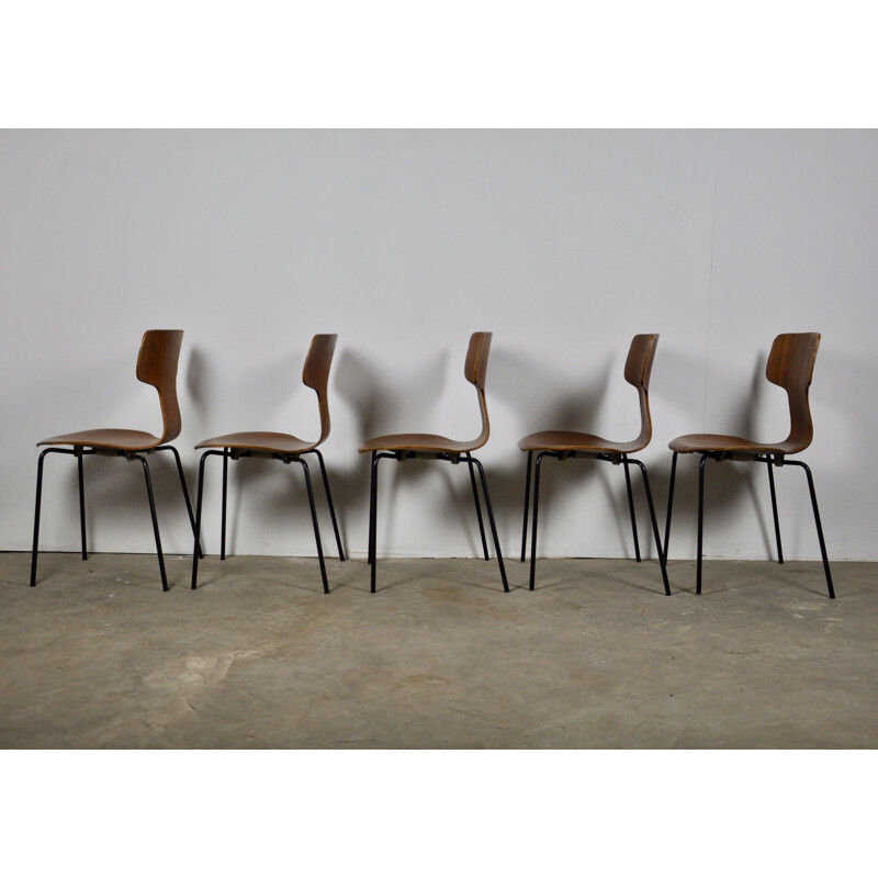 Set of 5 vintage T Chairs or Hammer Chairs by Arne Jacobsen for Fritz Hansen, 1960