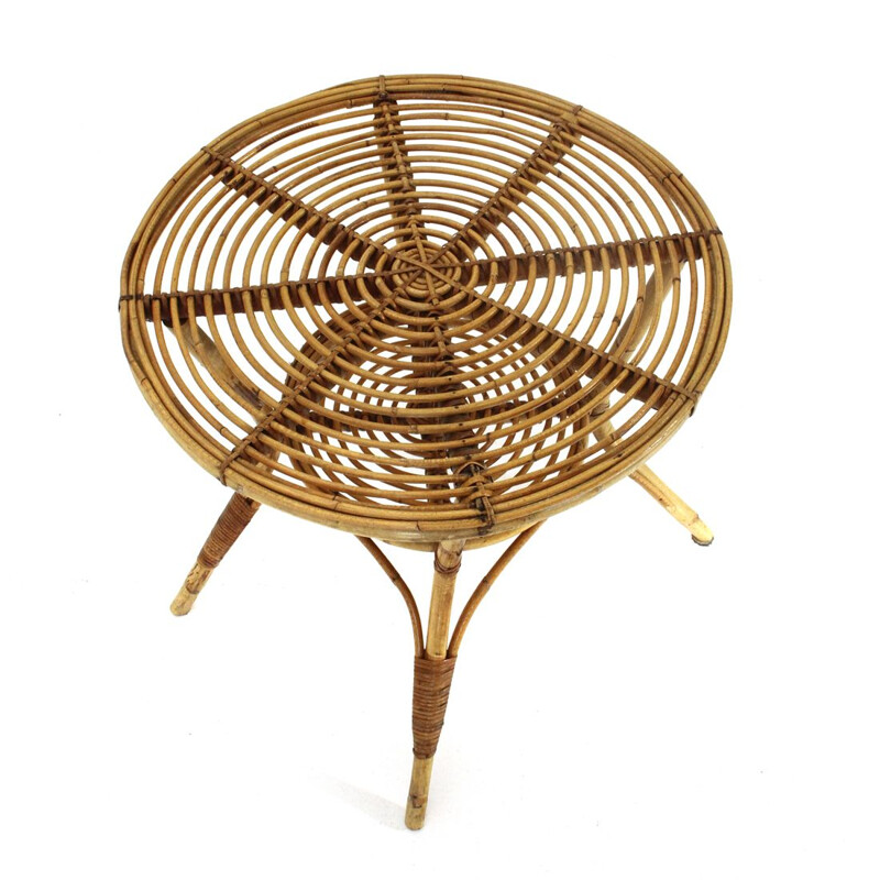 Vintage round rattan coffee table, 1960s