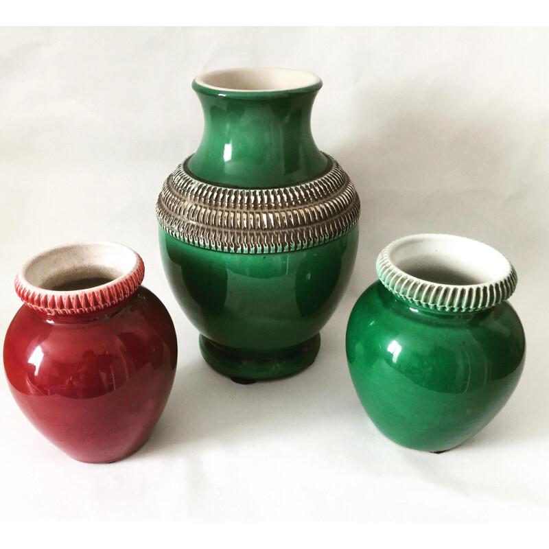 Lot de 3 vases vintage en céramique émaillée rouge et verts par Pol Chambost