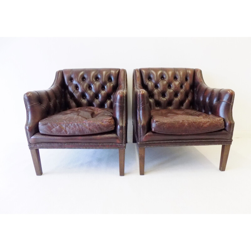 Ensemble de 2 fauteuils vintage Chesterfield club de Millbrook, 1960