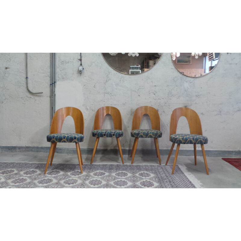 Set of 4 vintage dining chairs by Antonin Suman, 1960s