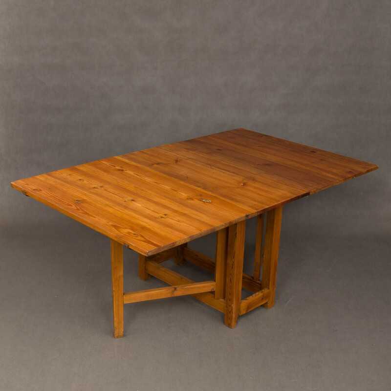 Vintage solid pine table, 1930s