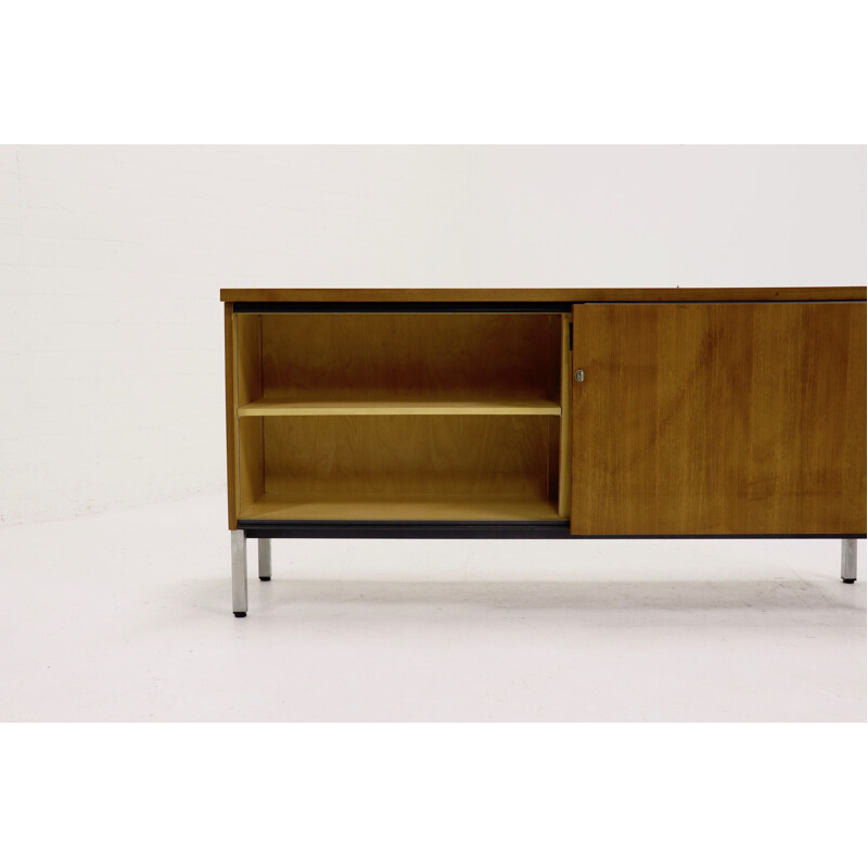 Enfilade vintage en noyer par Voko, 1960