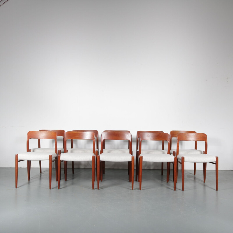 Set of 10 vintage model 75 dining chairs, Niels Otto Moller 1960