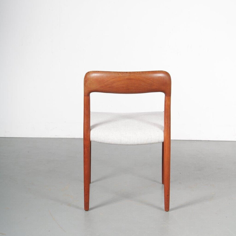 Set of 10 vintage model 75 dining chairs, Niels Otto Moller 1960