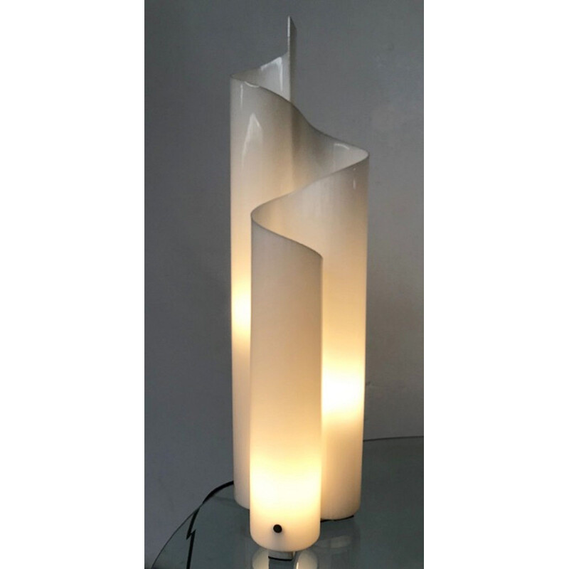 Vintage table lamp in Plexiglas 1970