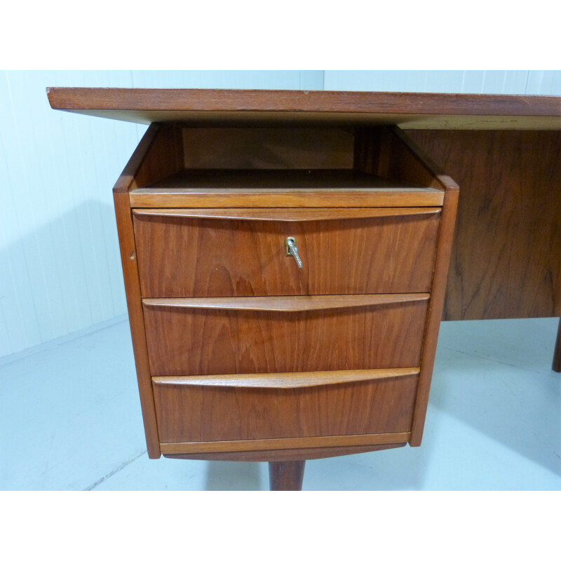 Vintage large teak desk by Gunnar Nielsen Tibergaard, Denmark