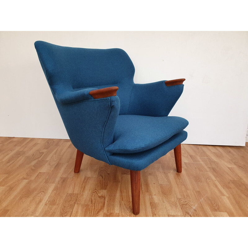 Vintage Danish lounge chair model 221 by Kurt Olsen