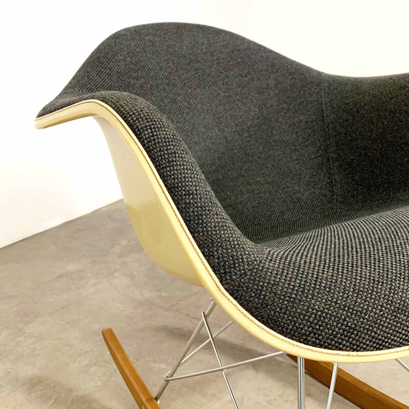 Vintage Fiberglass Rocking Chair by Charles and Ray Eames for Herman Miller, 1980s