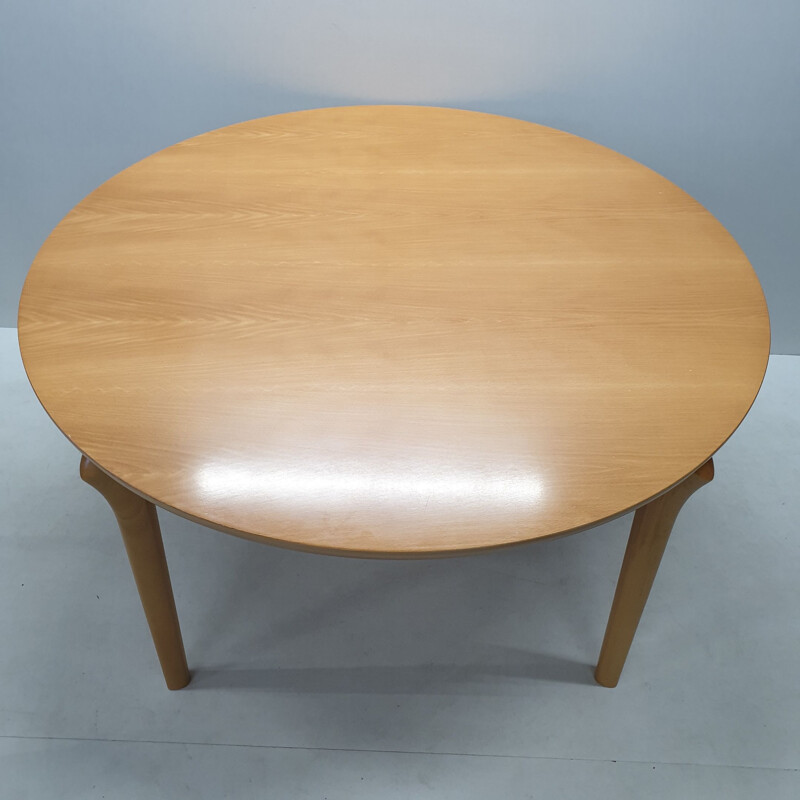 Vintage Beech Round Dining Table from Cassina, 1994