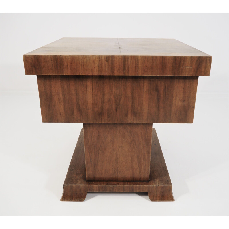 Vintage Art Deco table in walnut, Czechoslovakia 1940