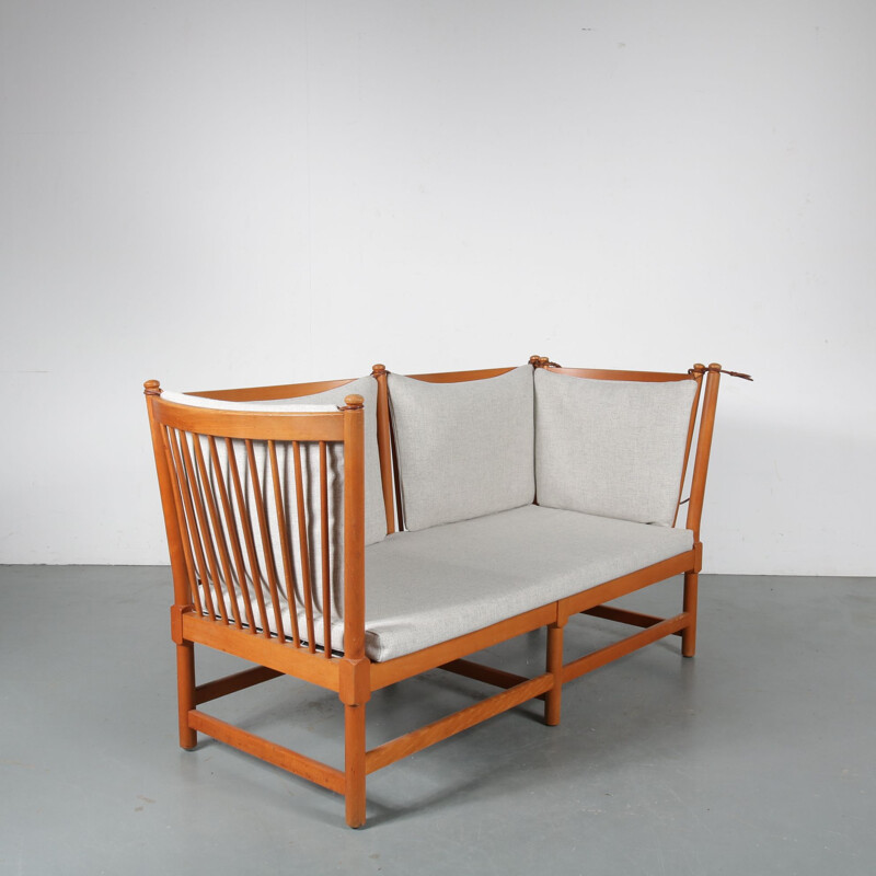 Vintage beech sofa by Børge Mogensen for Fritz Hansen, Denmark, 1963