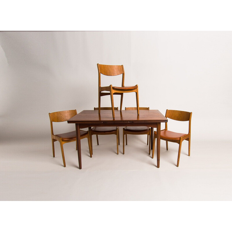 Set of 6 vintage dining chairs in oak and leather, Denmark, 1950s