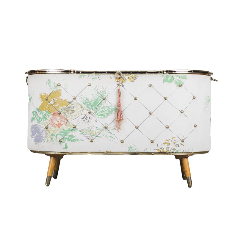 Commode vintage en fleurs, France, 1960