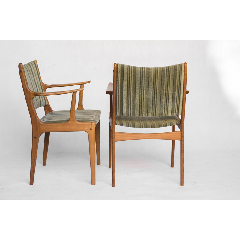 Set of 4 vintage UM85 dining chairs by Johannes Andersen for Uldum Møbelfabrik