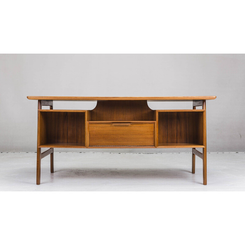 Vintage model 75 desk from Oman Jun, 1950