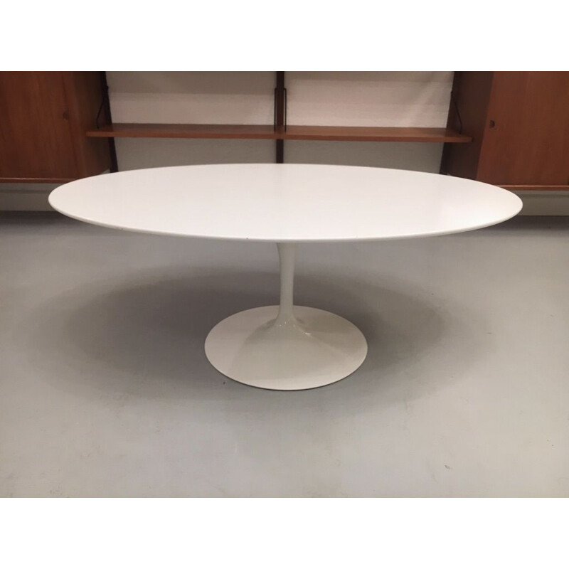 Vintage Tulip ecde oval coffee table Eero Saarinen by Knoll International 1970