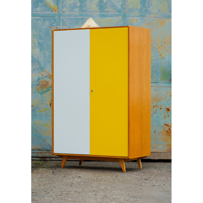 Armoire vintage de Jiri Jiroutek pour Interier Praha, 1960