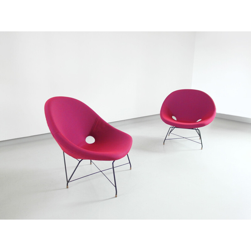 Pair of vintage Cosmos armchairs by Augusto Bozzi for Saporiti		
