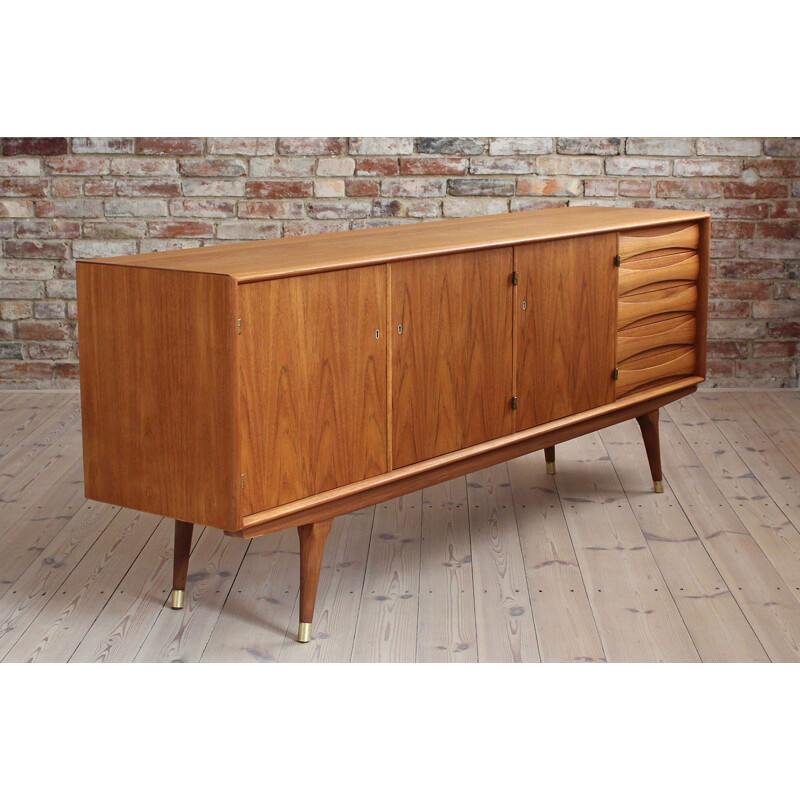 Vintage Scandinavian sideboard in teak by Sven Andersen, 1950