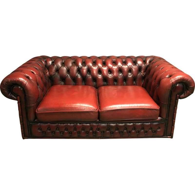 Vintage Chesterfield sofa in red leather 1970