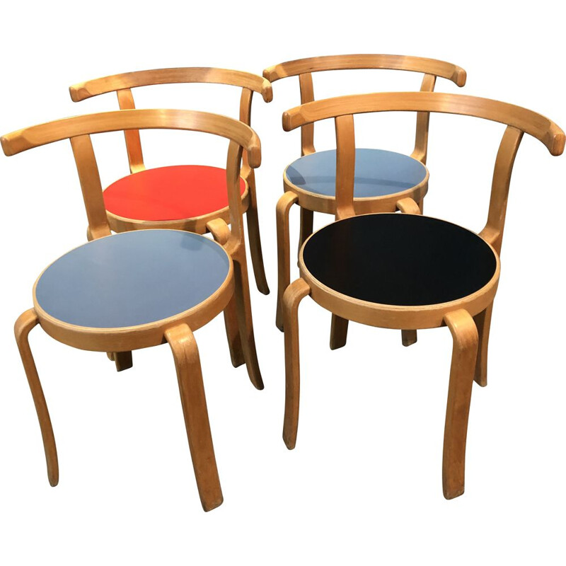 Ensemble de 4 chaises colorées par Bruno Matson