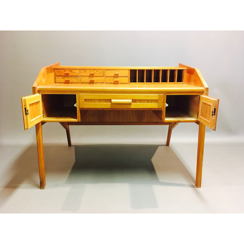 Vintage solid wood desk, Scandinavian design, 1960