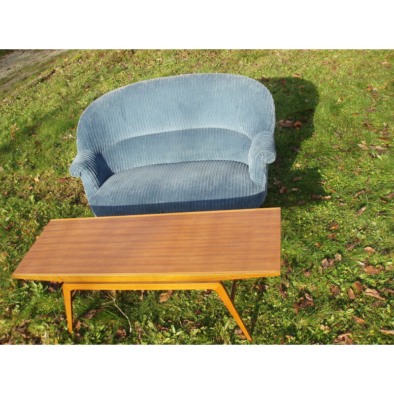 Vintage 2-seater sofa in blue velvet