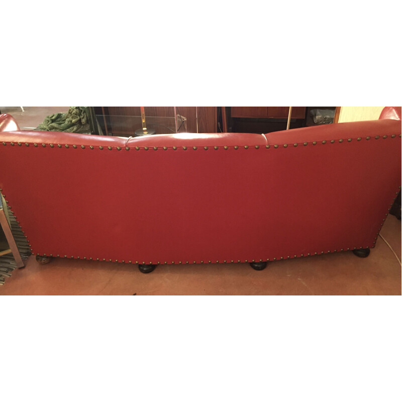 Vintage sofa in red leather 