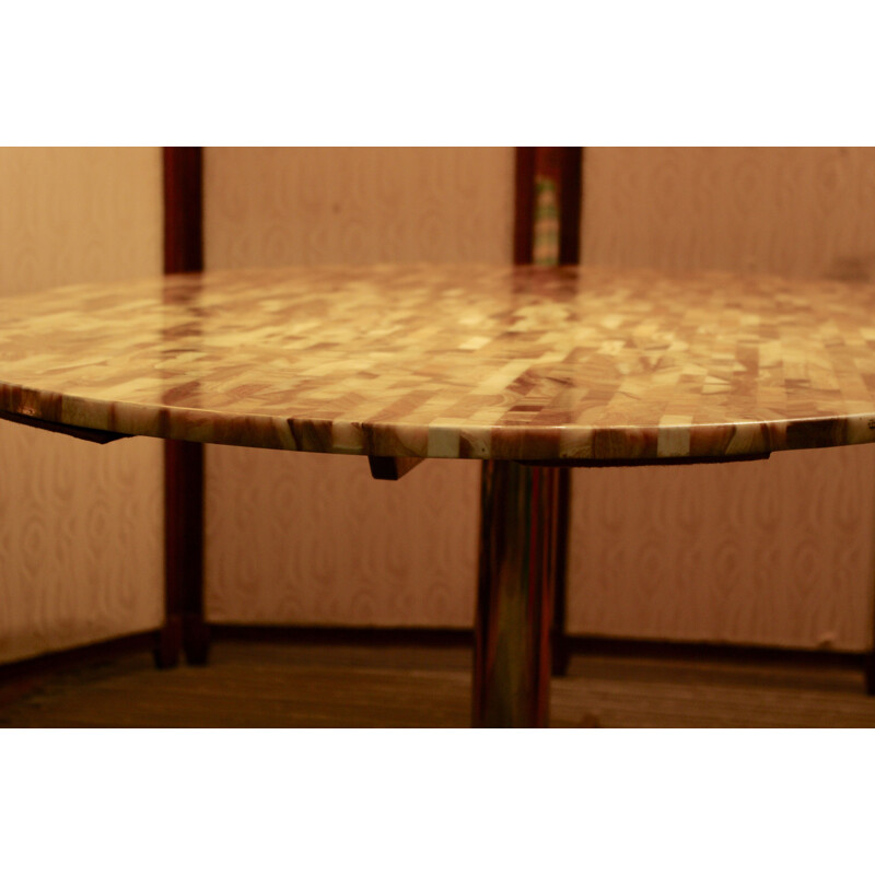 Vintage agate table top with Floorence Knoll base 1970