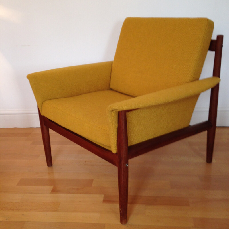France & Son vintage Scandinavian armchair in yellow fabric, Grete JALK - 1950s